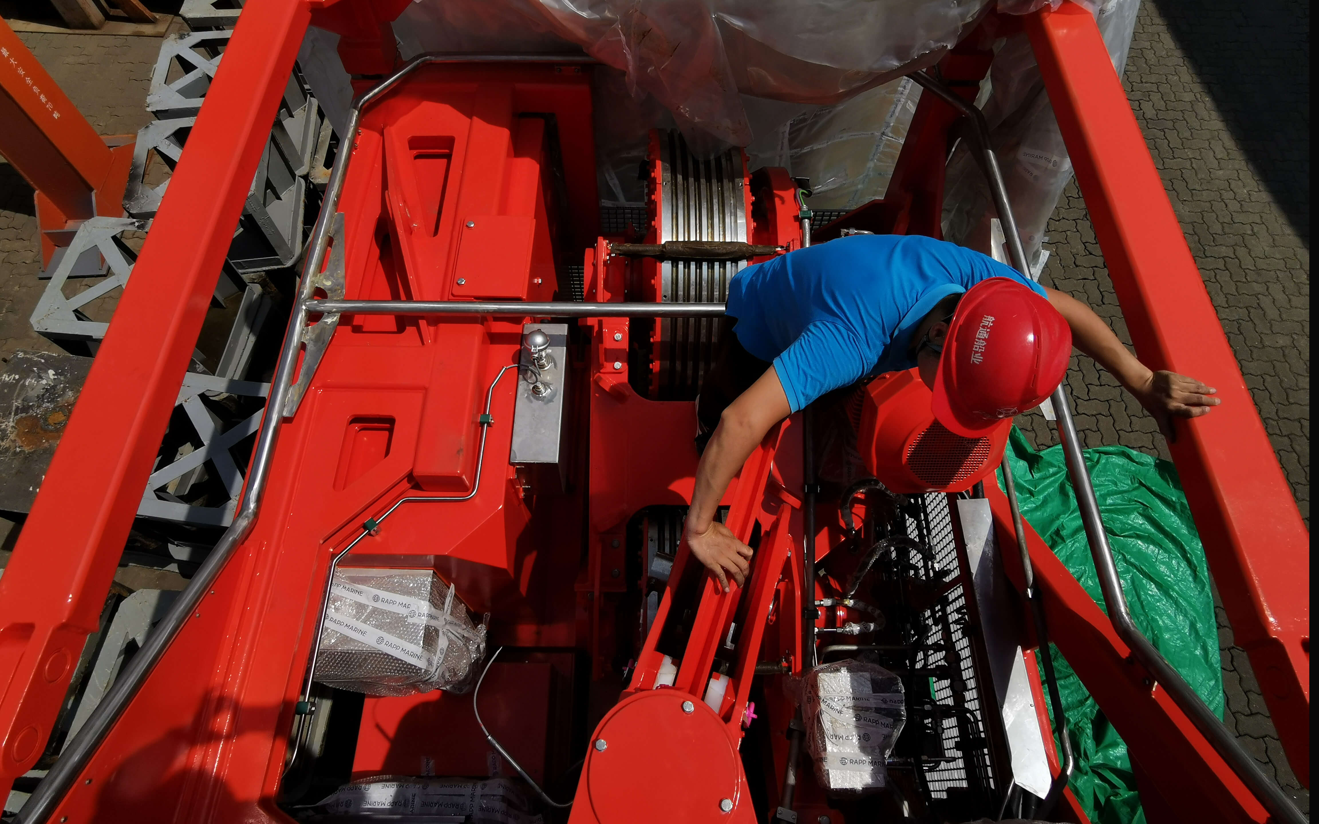 Hai Yang Di Zhi Er Hao Vessel installation and commissioning site